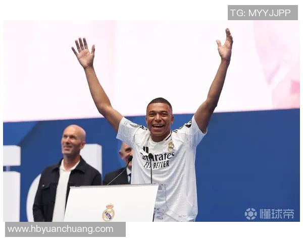 2025年足球转会市场十大明星球员排名揭晓 豪门球队纷纷争夺